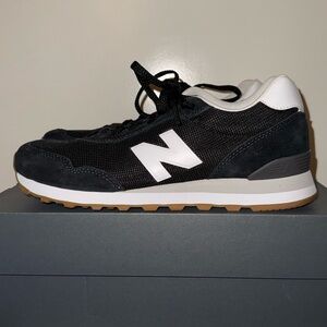New Balance Womens Black and White Sneakers size 9.5